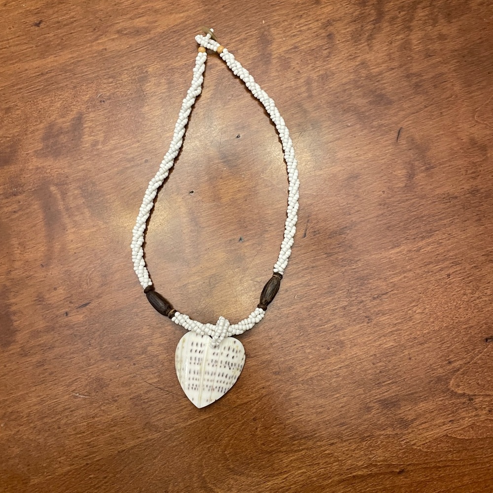 White heart beaded necklace